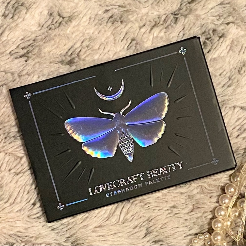 Love+Craft+Beauty Basic Rituals Eyeshadow Palette - Picture 3 of 12